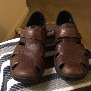 Men leather sandals